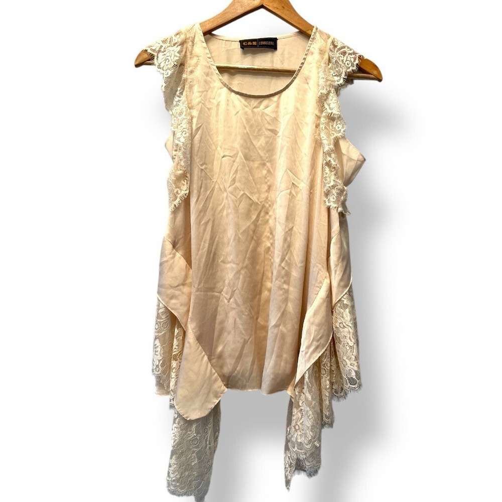 Connie & Na Silk Blend Lace Tiered Ruffle Top Champagne Cream ‎ Size M